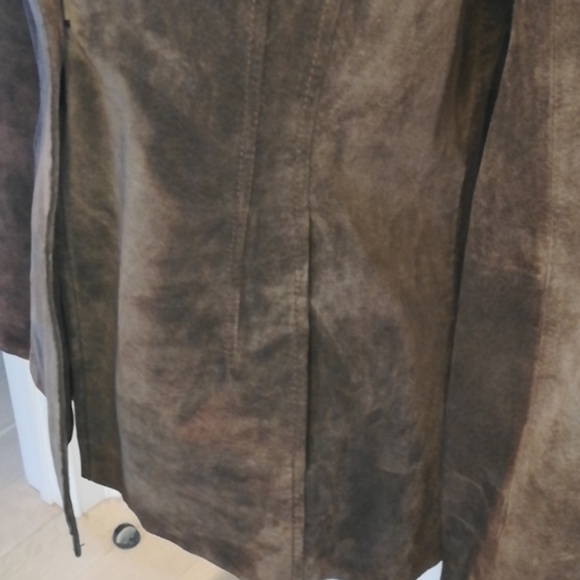 Chocolate Brown Suede Fitted Jacket - Never Worn - Picture 9 of 16